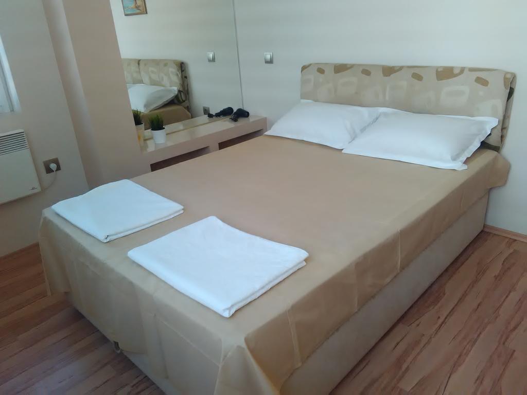 Geri Apartment Burgas Ngoại thất bức ảnh
