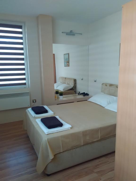 Geri Apartment Burgas Ngoại thất bức ảnh